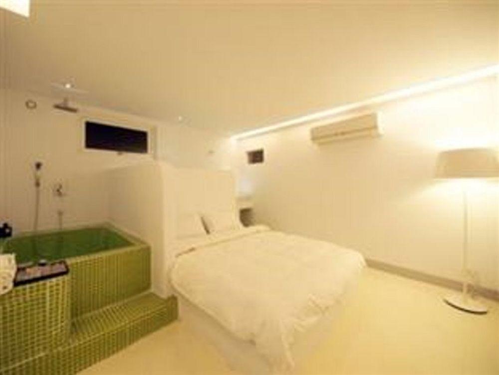 Kenting The House Bed & Breakfast Shanjiao Exterior foto
